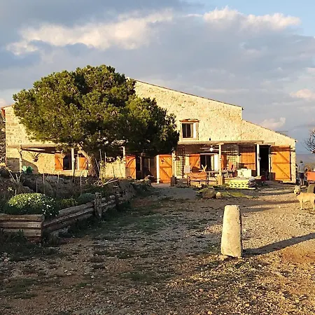 Charming Surrounded By Nature Nyaraló